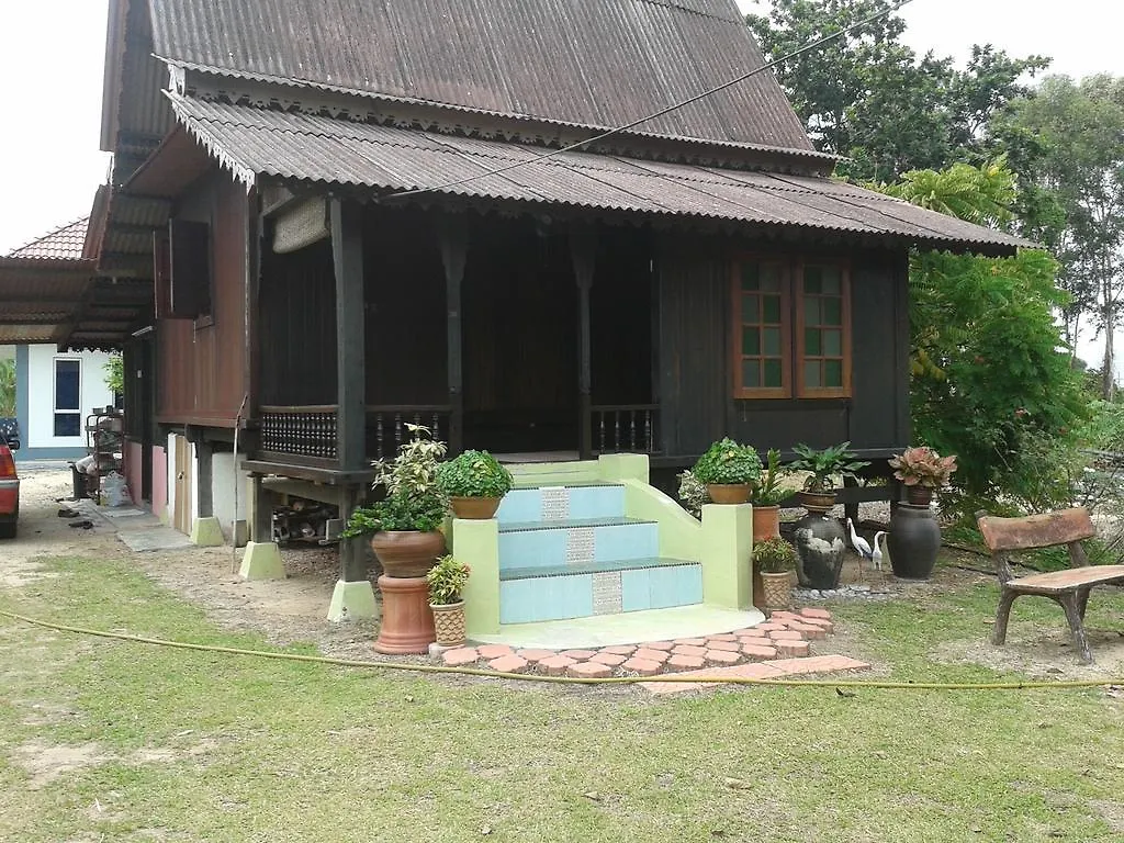 Muslimah Homestay Rumah Melaka Gasthof