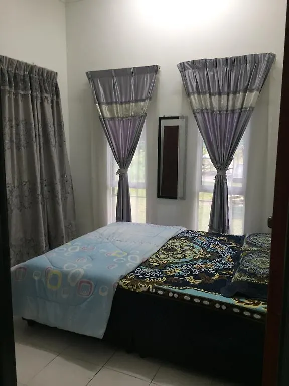 Muslimah Homestay Rumah Melaka Ma­lay­sia